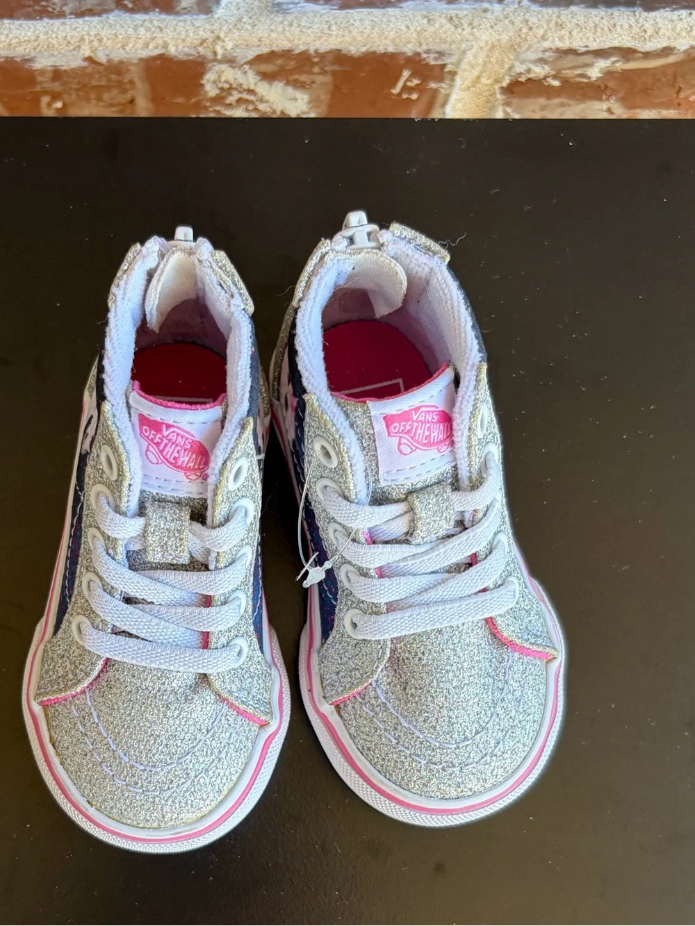Vans Sk8-Hi Zip Digi Unicorn Sneaker Silver Glitter Size 4 NWOT